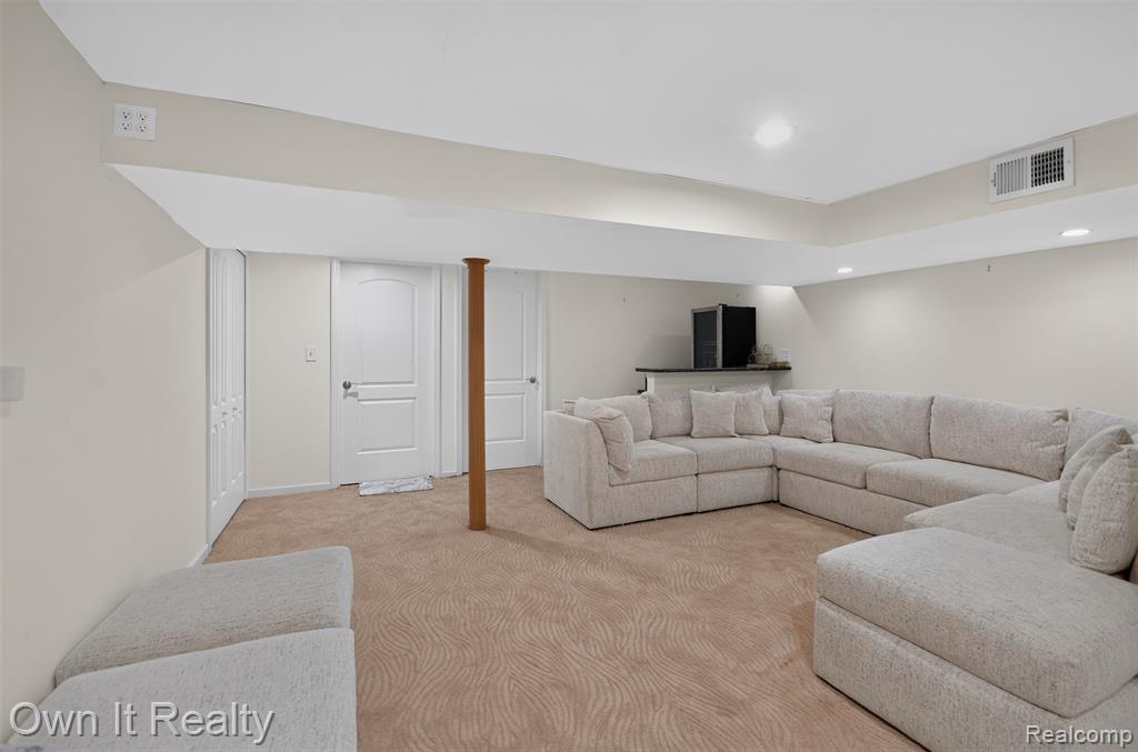 718 S Military Street, Dearborn, MI 48124 — Photo 24