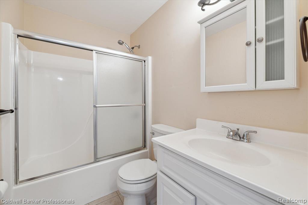713 MARY ANN Drive, Holly, MI 48442 — Photo 10