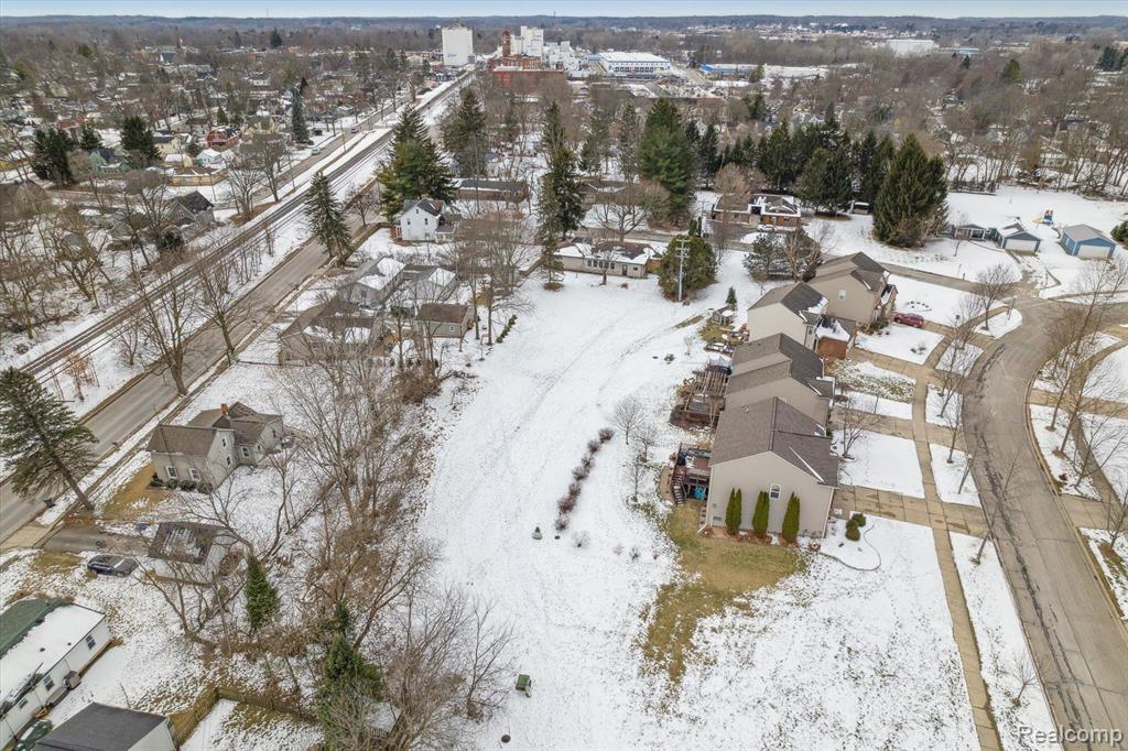 310 TAYLOR Lane, Chelsea, MI 48118 — Photo 51