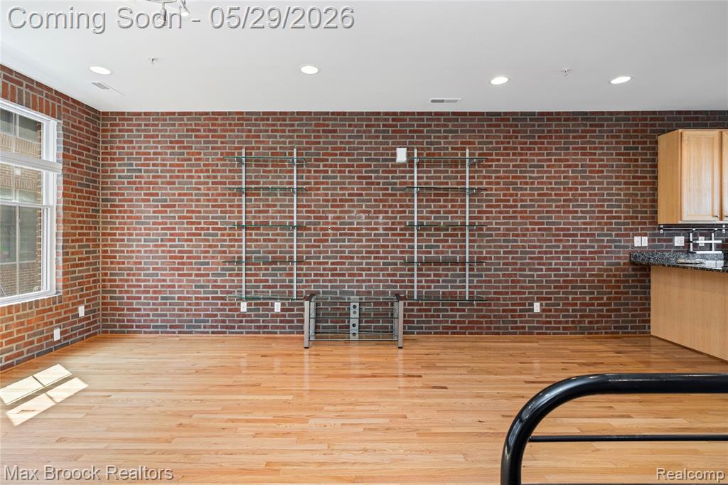 420 Lewis Court, Birmingham, MI 48009 — Photo 8