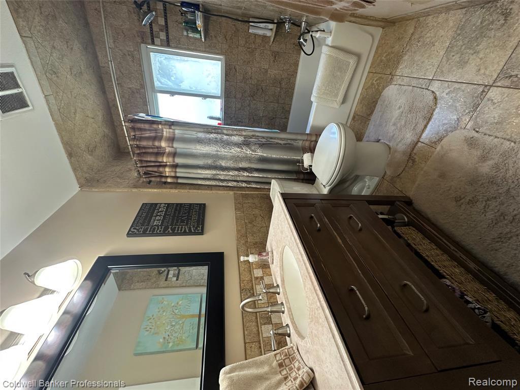 753 Lincoln Street, Lapeer, MI 48446 — Photo 8