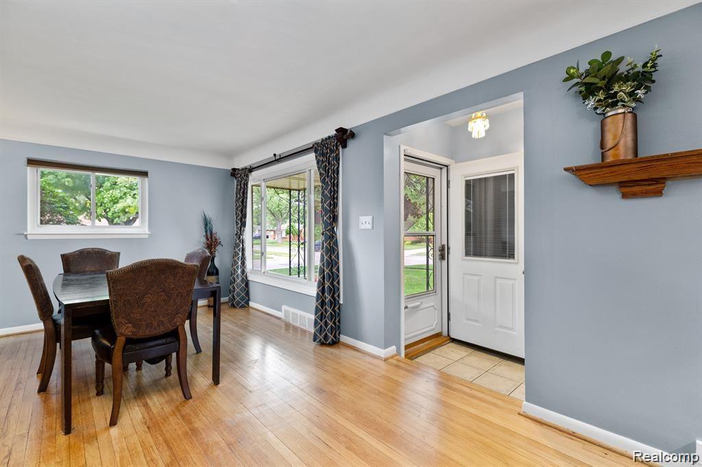 8575 DARLENE Street, Warren, MI 48093 — Photo 7