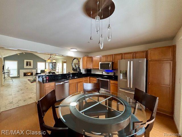 28560 CARLTON WAY Drive, Novi, MI 48377 — Photo 9