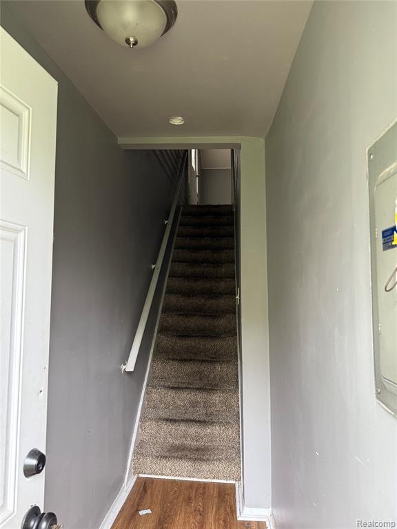 8100 Meadow-Upper Avenue, Warren, MI 48089 — Photo 3