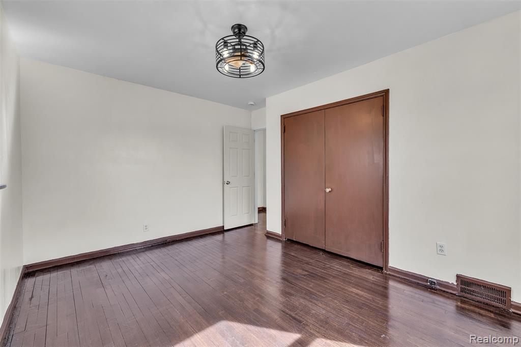 13431 Hartwell Street, Detroit, MI 48227 — Photo 25