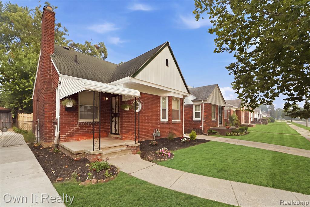 16748 Saint Marys Street - Photo 2