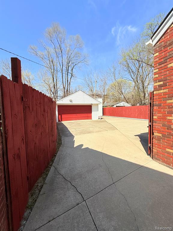 9583 RUTLAND Street, Detroit, MI 48227 — Photo 42