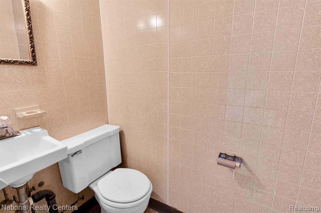 5909 MADISON Street, Taylor, MI 48180 — Photo 14
