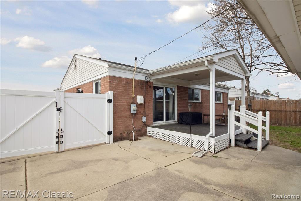 832 VAN SULL Street, Westland, MI — Photo 34