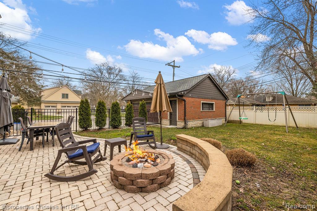 13103 KINGSTON Avenue, Huntington Woods, MI — Photo 58