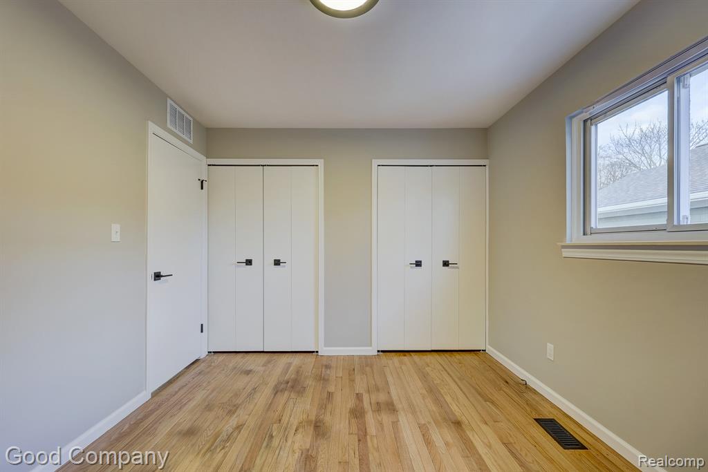 550 Roth Boulevard, Clawson, MI — Photo 13