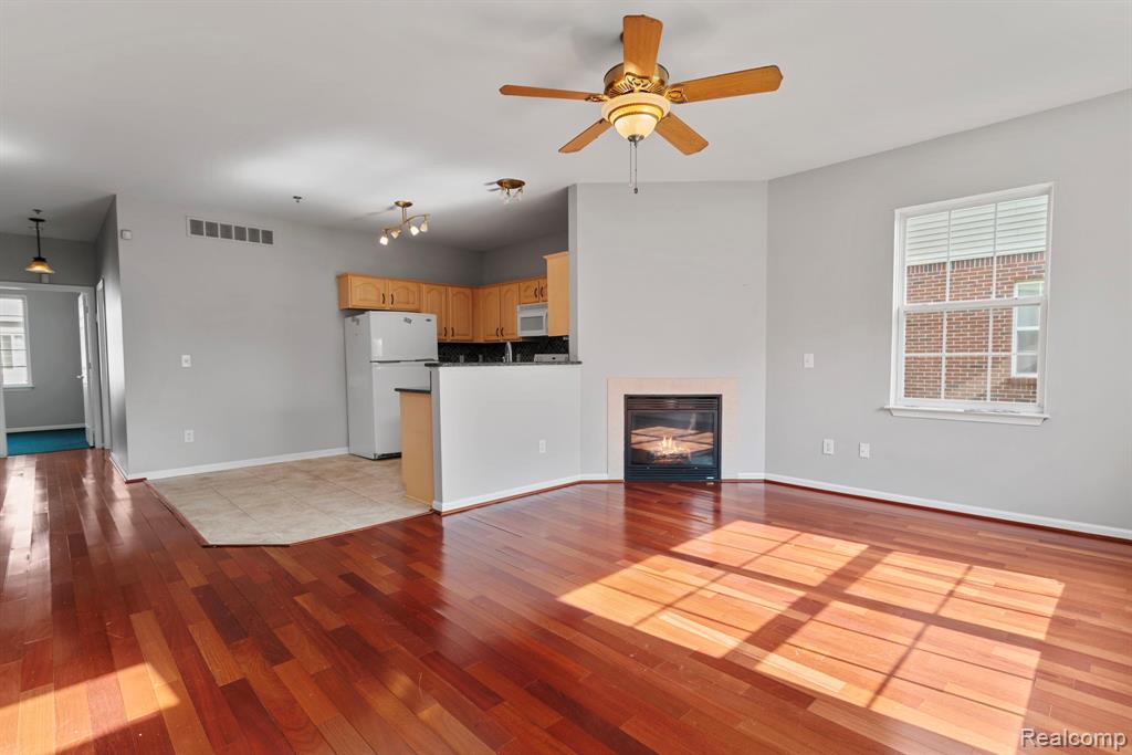43127 Strand Drive, Sterling Heights, MI 48313 — Photo 5