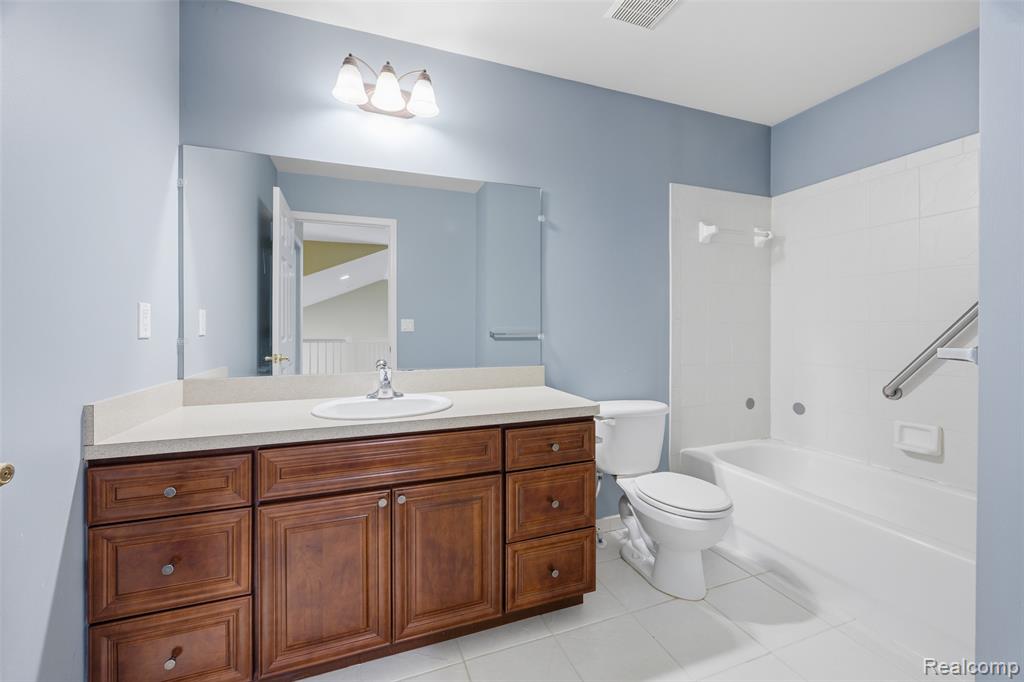 4080 Forest Bridge Drive, Canton, MI 48188 — Photo 36