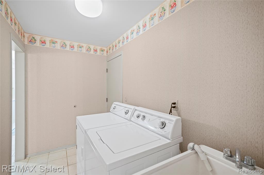 487 Boutell Drive, Grand Blanc, MI 48439 — Photo 21