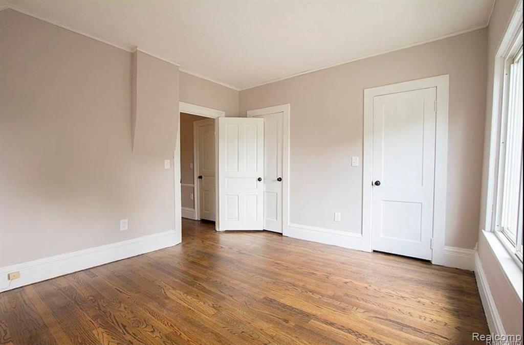 33614 Grand River Avenue, Farmington, MI 48335 — Photo 12