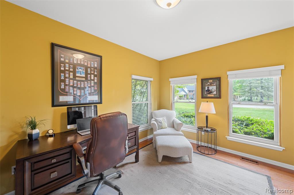 10099 Fernbrooke Drive, Brighton, MI 48116 — Photo 13