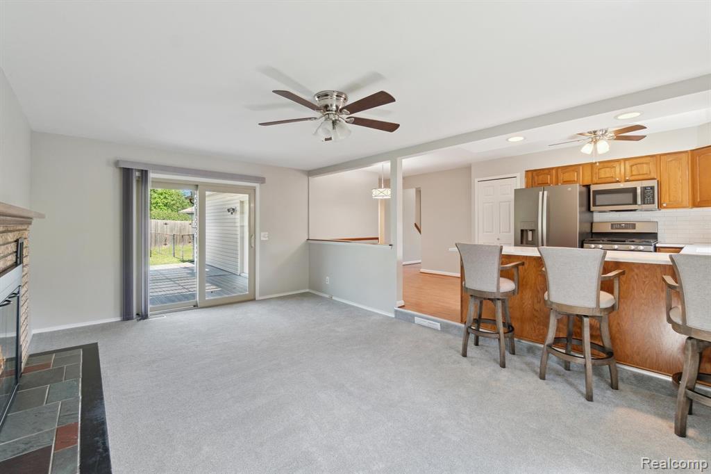 6169 Barker Circle, Waterford, MI 48329 — Photo 19
