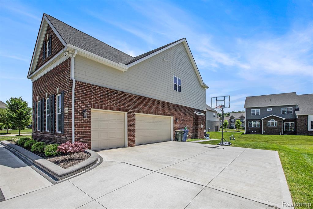 51021 Laurel Park, Canton, MI 48188 — Photo 38
