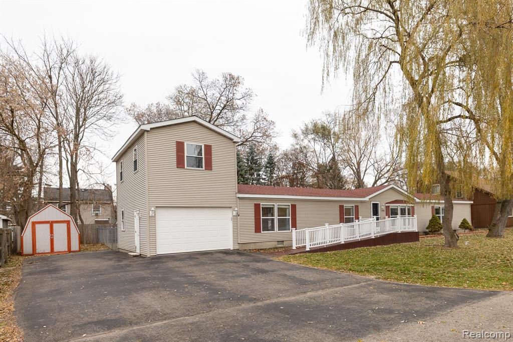 9198 Ashdown Avenue, White Lake, MI — Photo 32