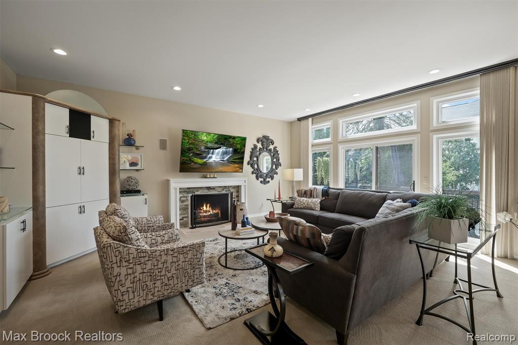 6612 Stonebridge E, West Bloomfield, MI — Photo 17