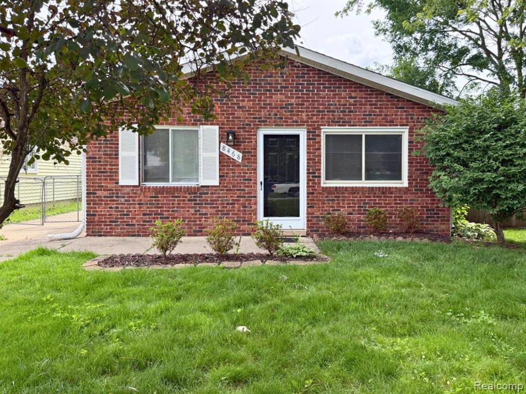 8468 Beatrice, Westland, MI — front exterior