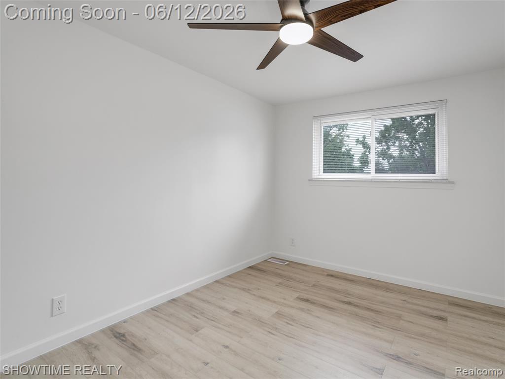 20120 Brian Court, Clinton Twp, MI 48035 — Photo 16