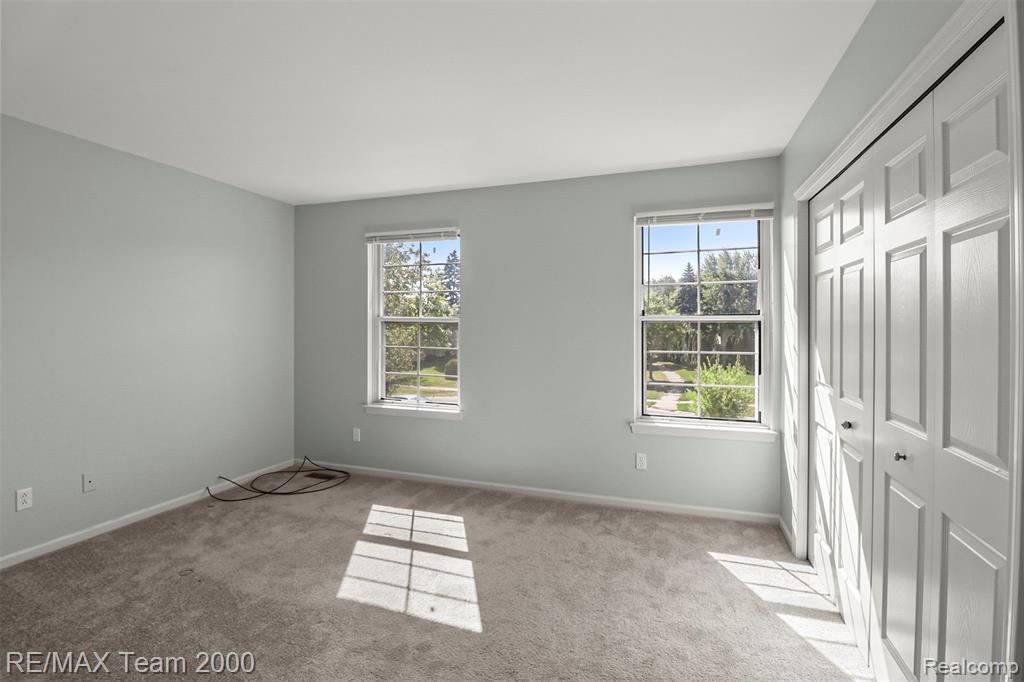 45225 Yorkshire Drive, Novi, MI — Photo 39