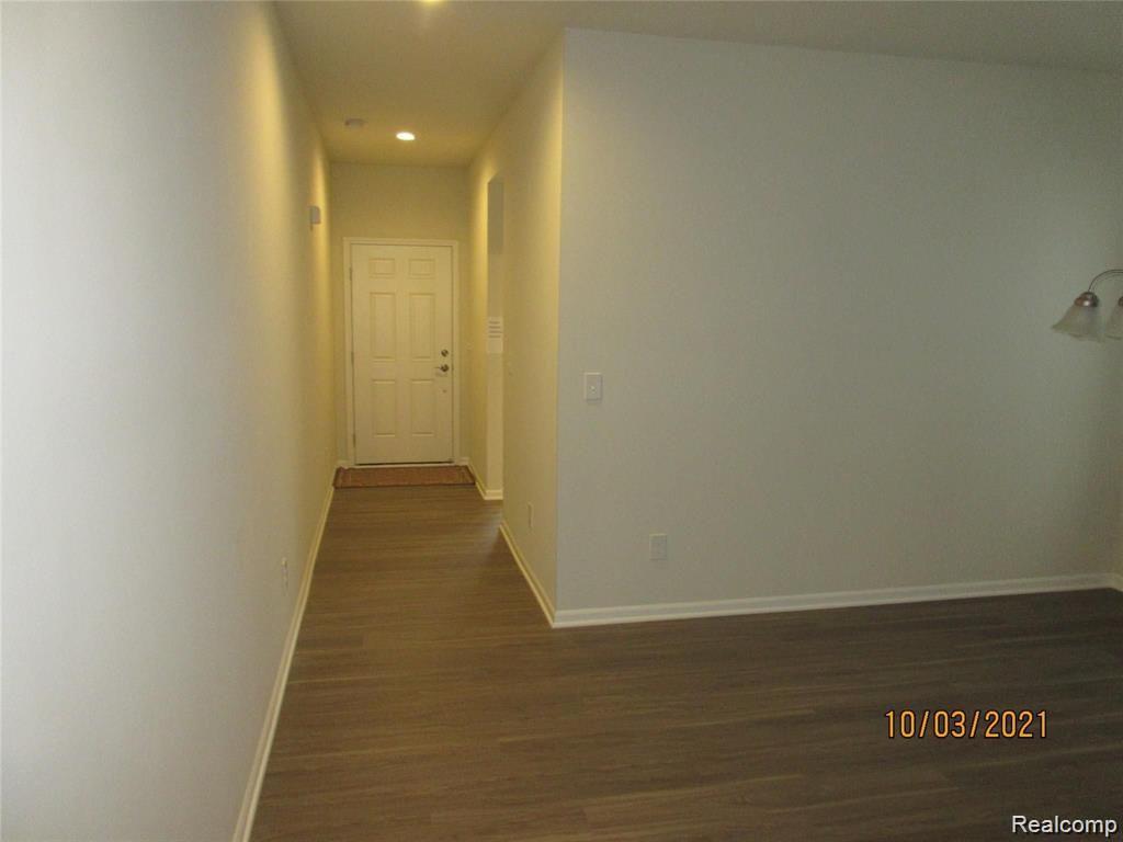 626 BACKSHORE Drive, Canton, MI 48187 — Photo 15