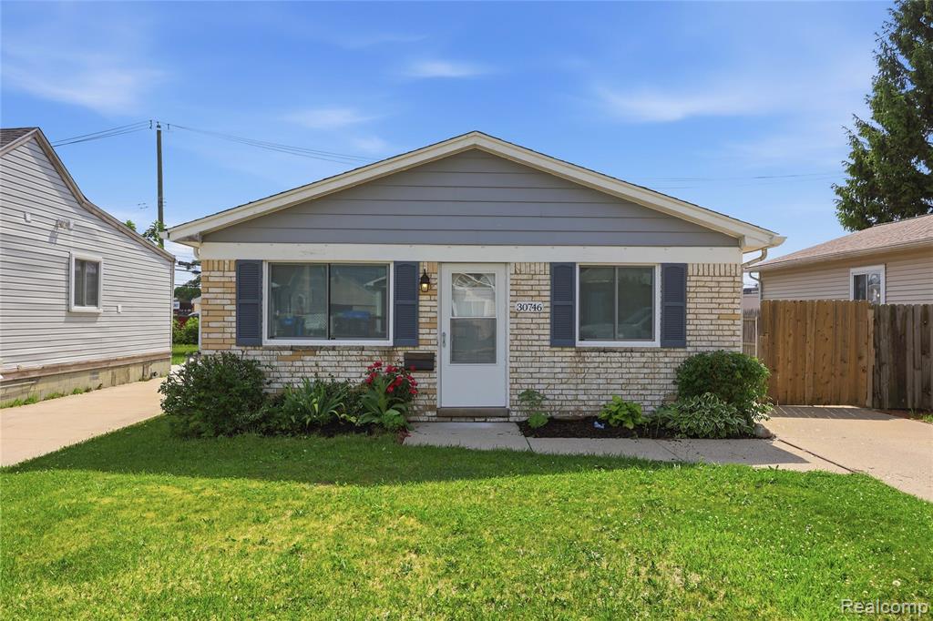 30746 Brush Street, Madison Heights, MI 48071 — Photo 2