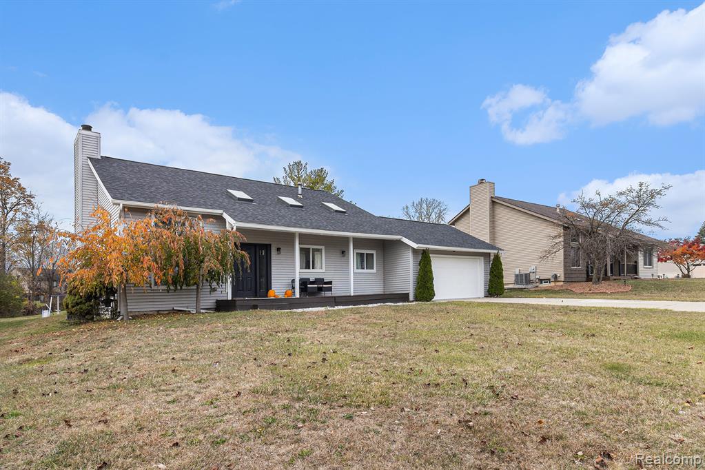 7408 WESTBURY Boulevard, West Bloomfield, MI — Photo 4