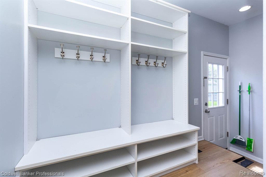 829 N Dorchester Avenue, Royal Oak, MI 48067 — Photo 25