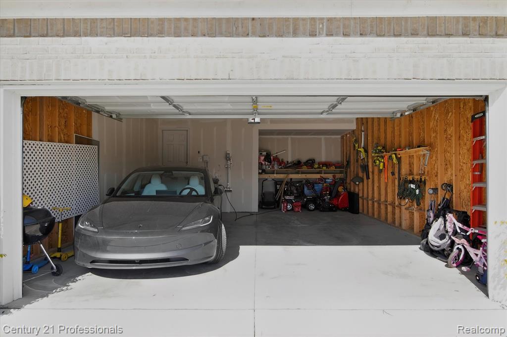 8871 Dover Court, Livonia, MI 48150 — Photo 42