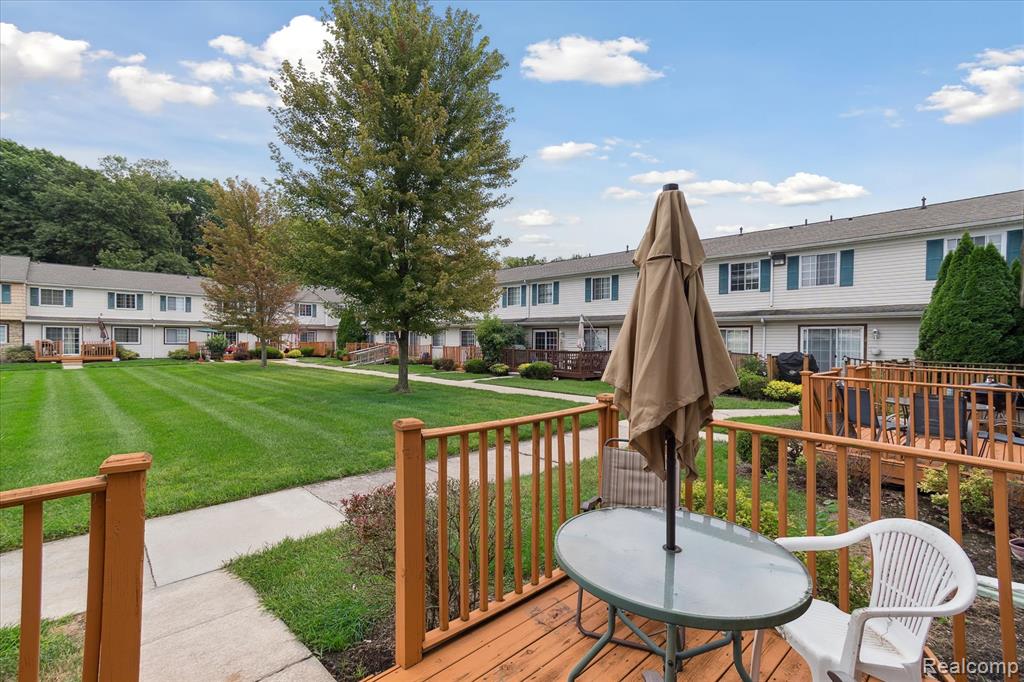 16437 Terrace Village Drive, Taylor, MI 48180 — Photo 18