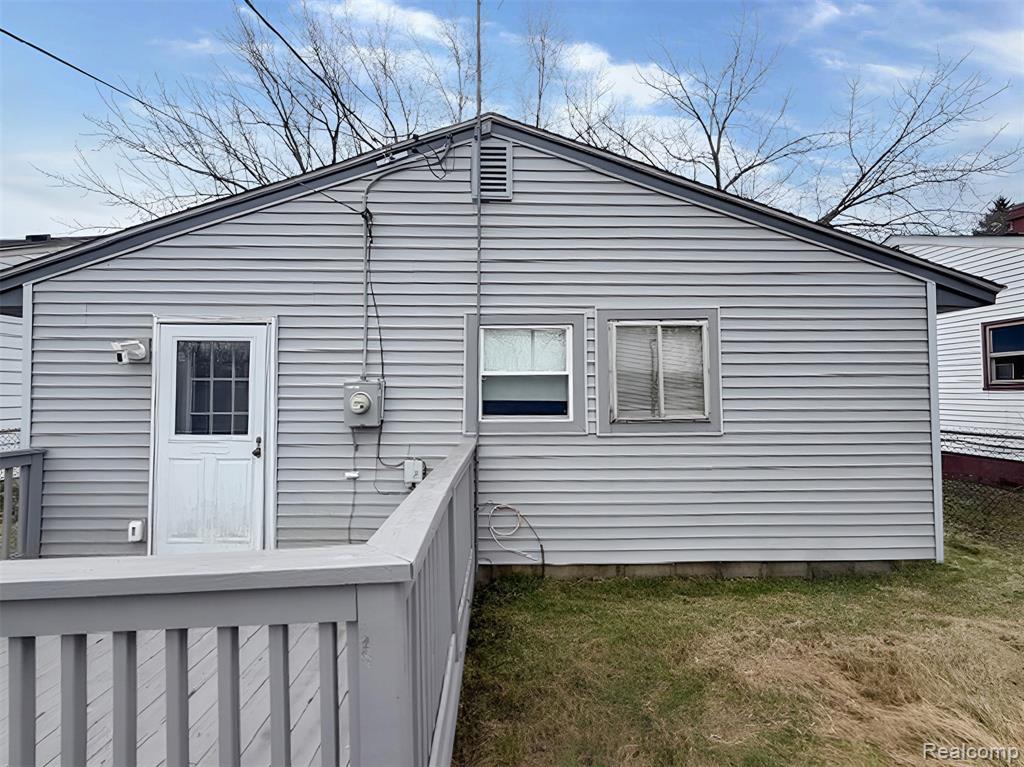 41 E Sheffield Avenue, Pontiac, MI 48340 — Photo 2