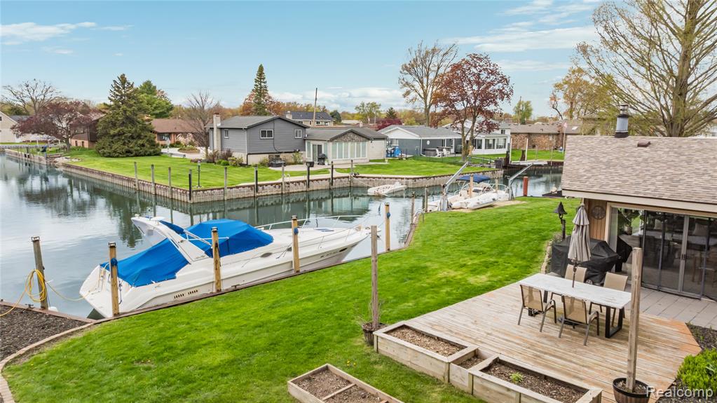 38027 Mallast Street, Harrison Township, MI — Photo 57