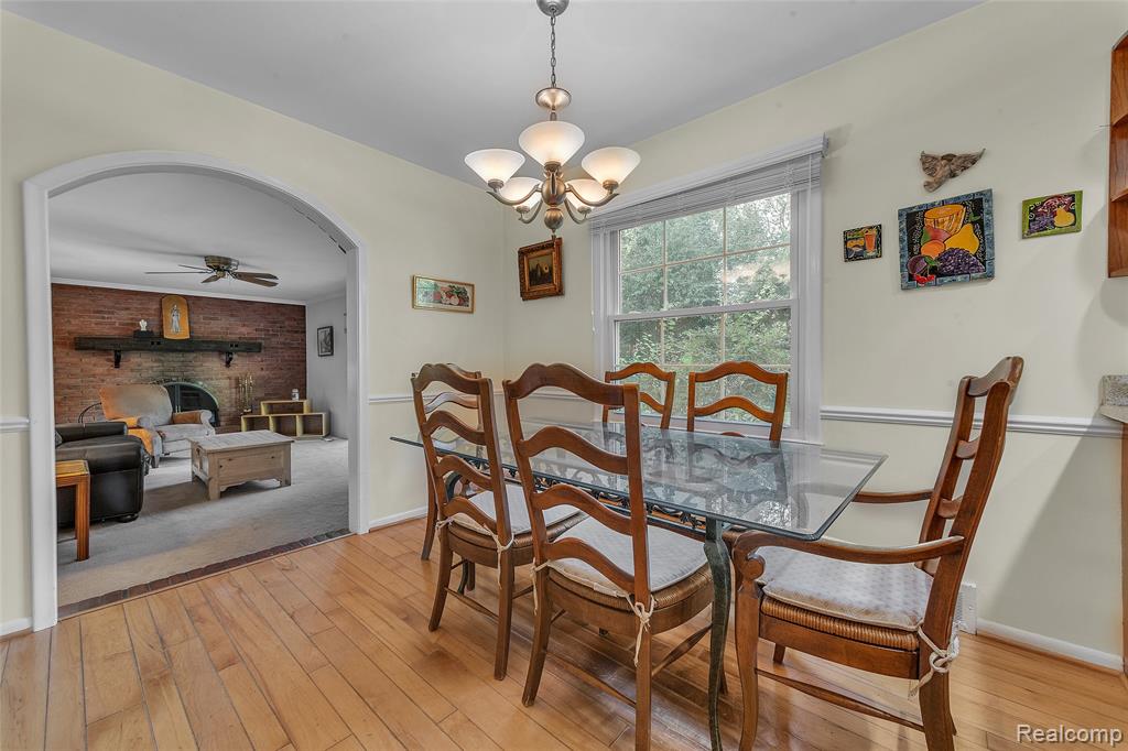687 Foxhall Road, Bloomfield Hills, MI 48304 — Photo 12
