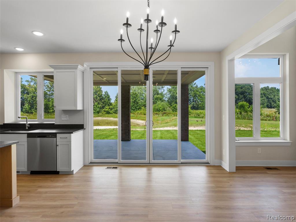 45070 TWIN RIVER Drive, Macomb, MI 48044 — Photo 15