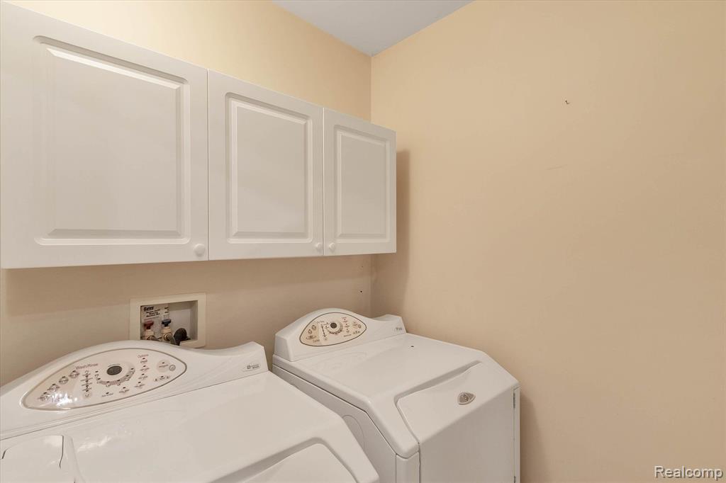 2694 S Knightsbridge Circle, Ann Arbor, MI 48105 — Photo 14