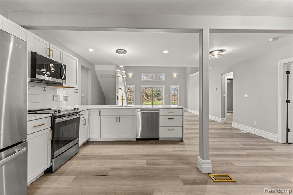 29940 Bock Street, Garden City, MI — Photo 33