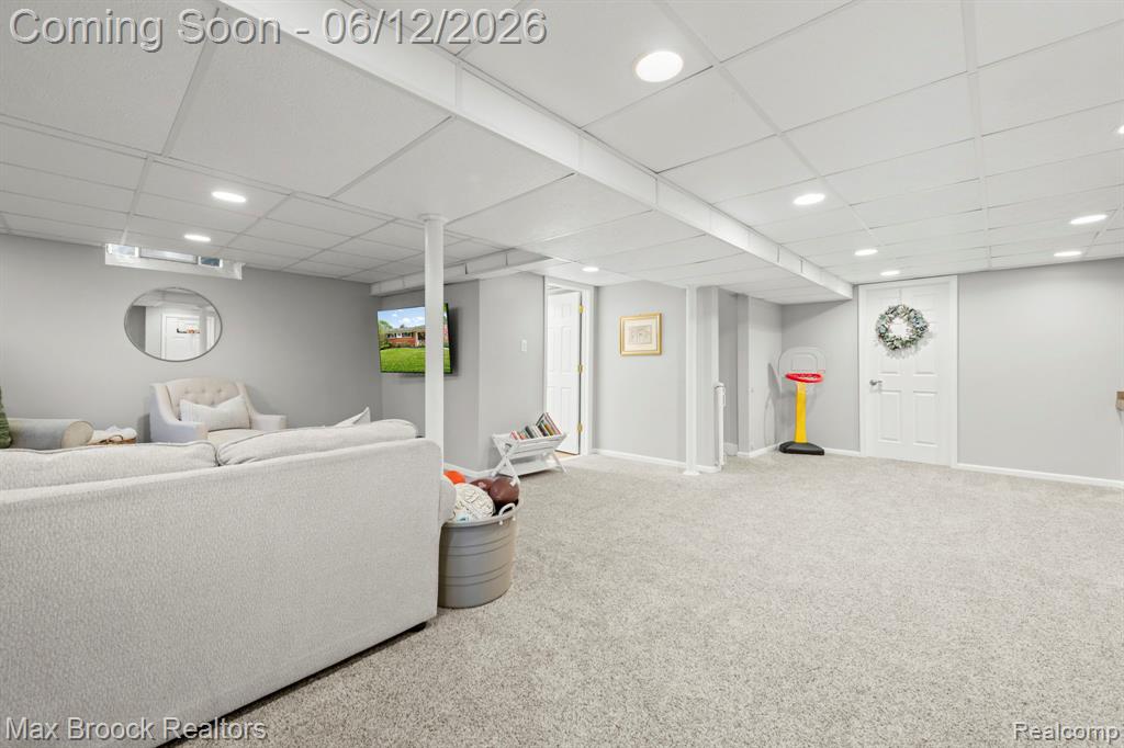 14474 Oxford, Plymouth, MI 48170 — Photo 24