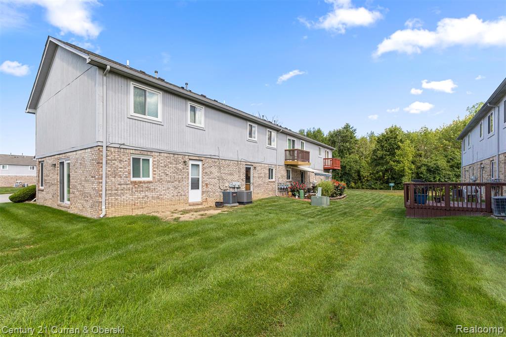 23311 Redman Court, 35, Trenton, MI 48183 — Photo 19