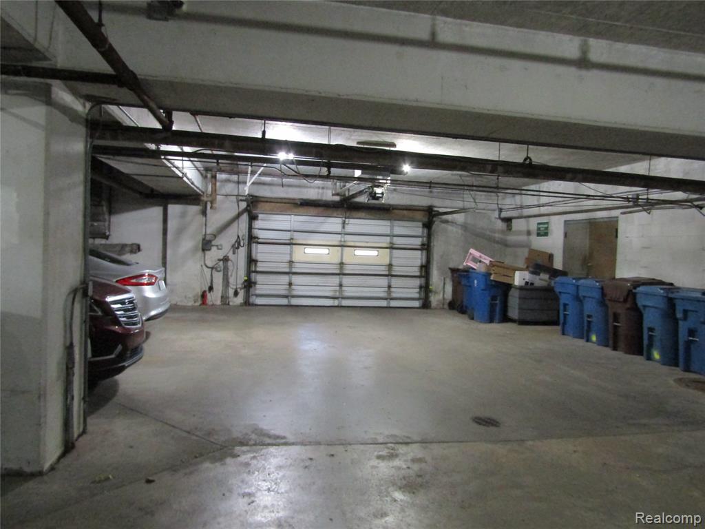 15801 Providence Drive, 10C, Southfield, MI 48075 — Photo 30