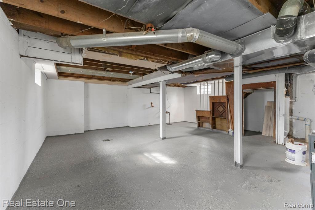 13113 CAMDEN Street, Detroit, MI 48213 — Photo 27