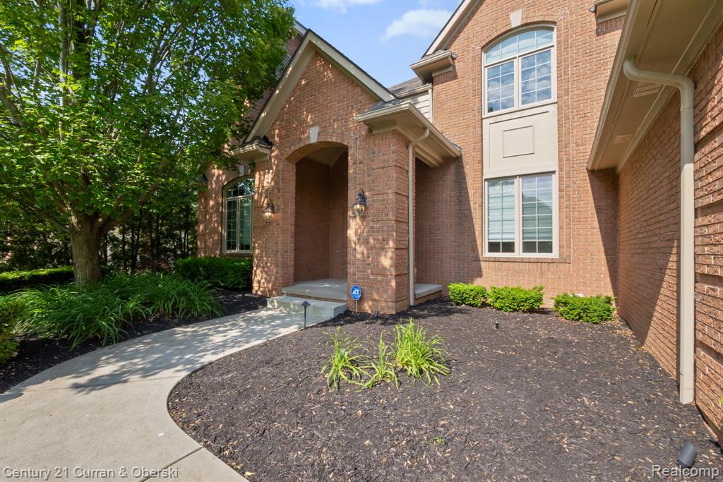 44251 Deep Hollow Circle, Northville, MI 48168 — Photo 2