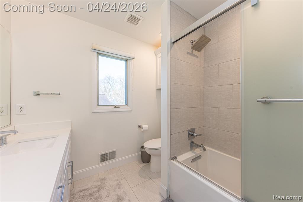 45711 Bristol Circle, Novi, MI 48377 — Photo 38