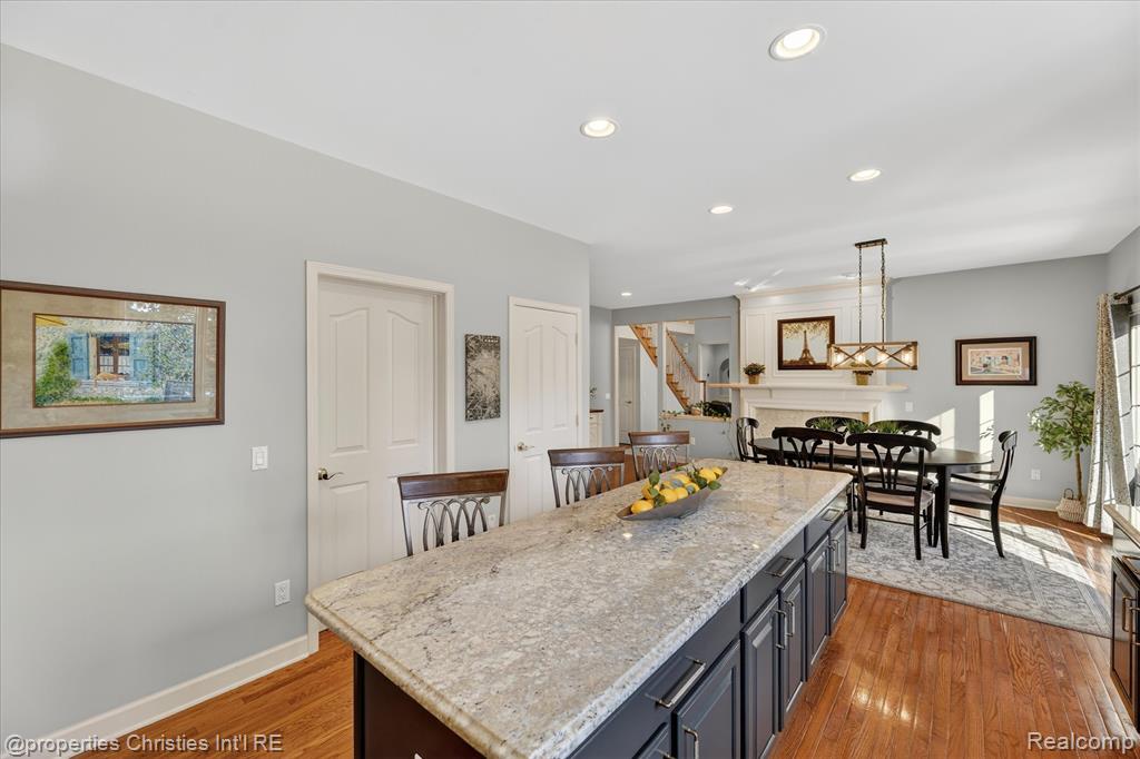 16224 Oak Forest Court W, Northville, MI 48168 — Photo 14