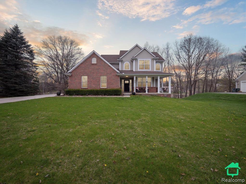963 Golfview Drive, Lake Orion, MI 48362 — front exterior
