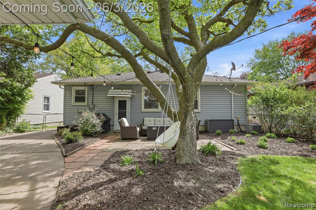 711 Symes Avenue, Royal Oak, MI 48067 — Photo 35