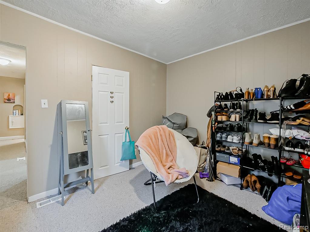 4826 Yorkshire Road, Detroit, MI 48224 — Photo 15