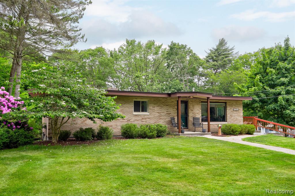 199 Grand Avenue, Grand Haven, MI 49417 — Photo 3